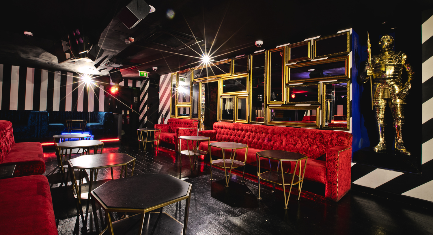 VIP Table Booking Cirque le Soir