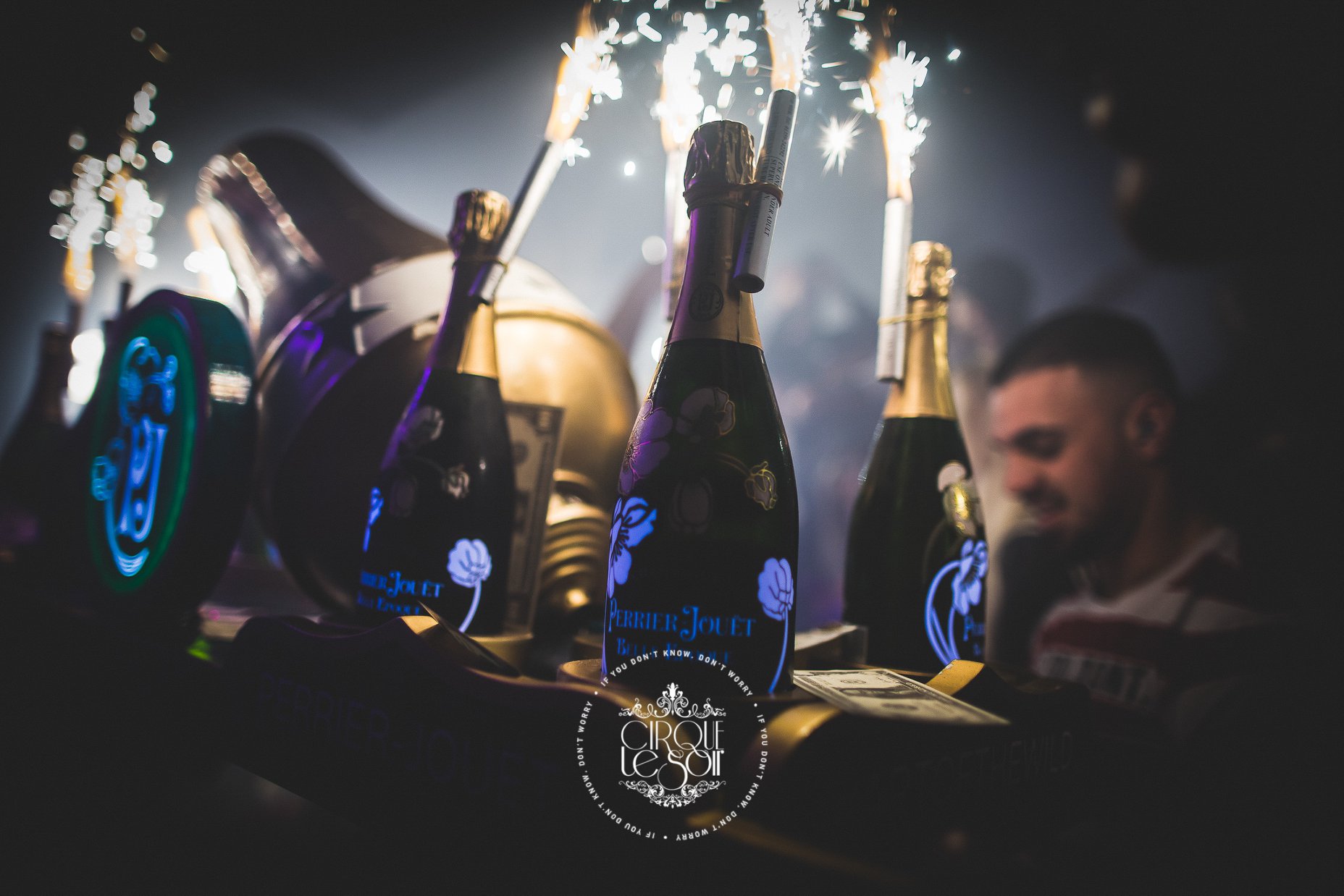 VIP Table Cirque le Soir