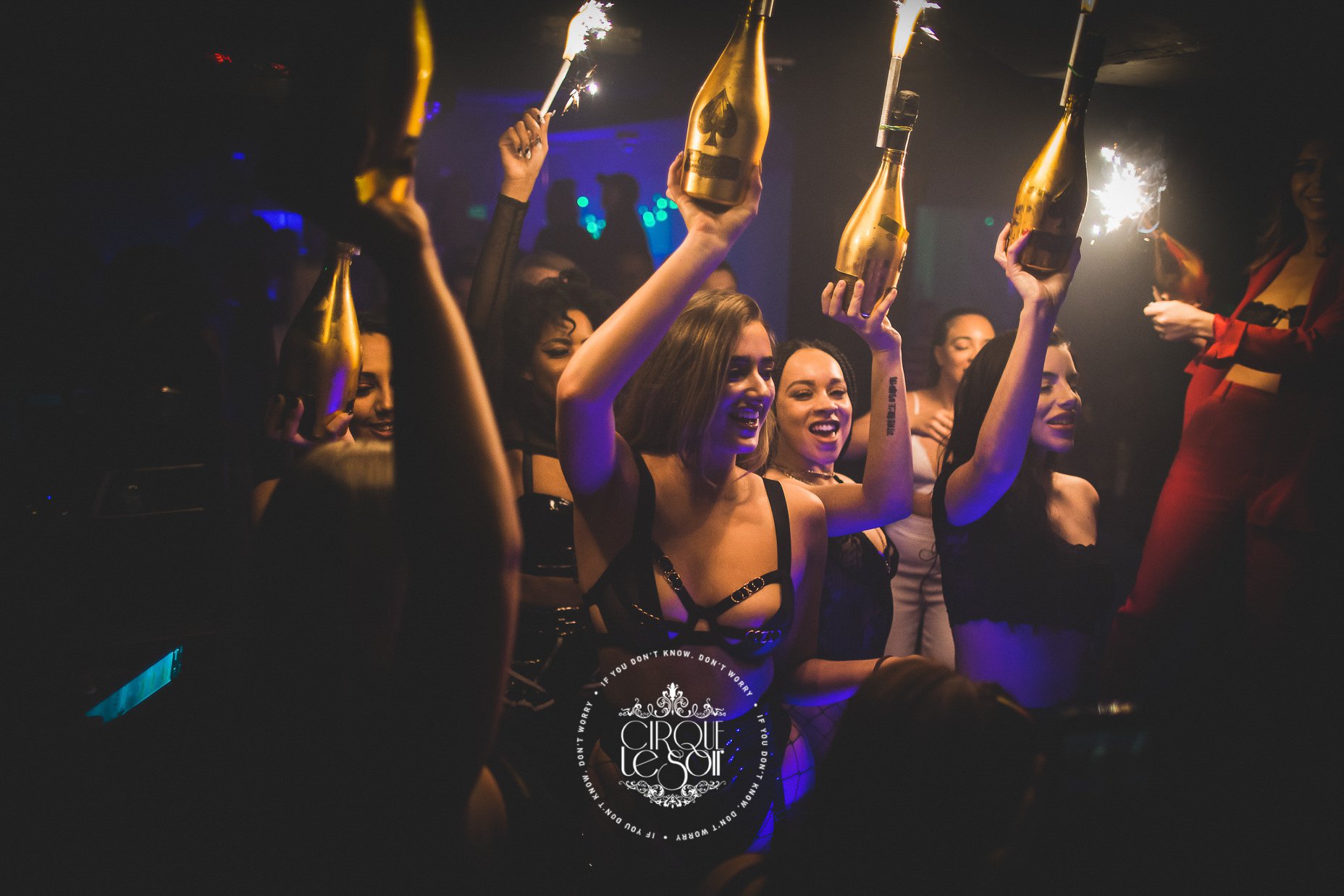 Cirque le Soir Table Booking